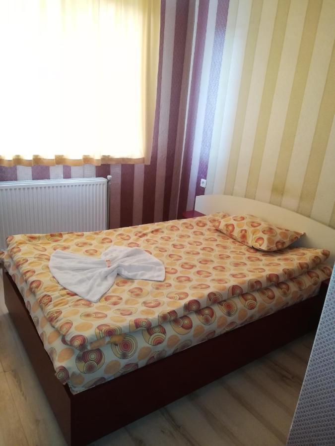 Хотелски Комплекс Родина Mizara Zimmer foto
