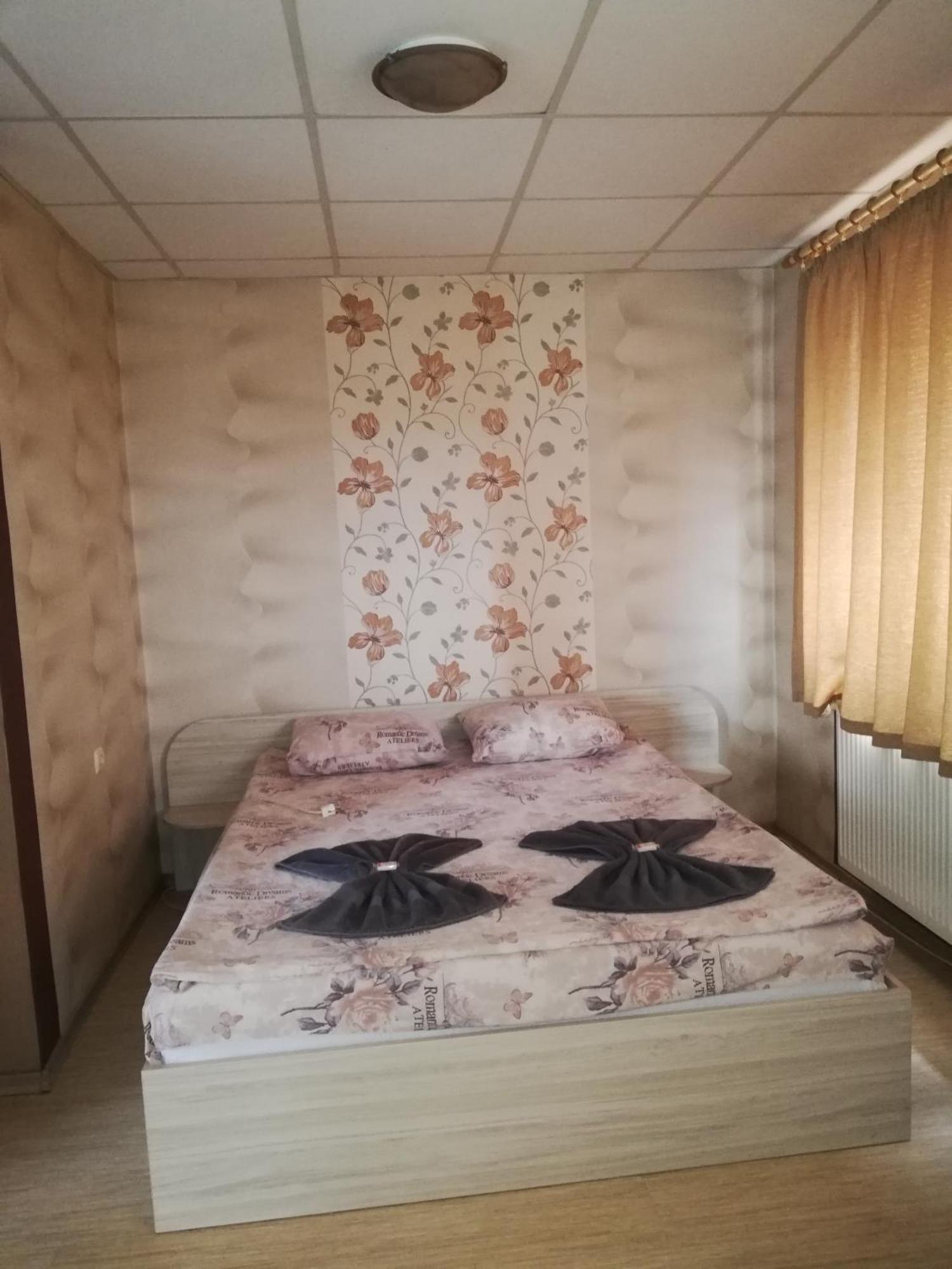 Хотелски Комплекс Родина Mizara Zimmer foto