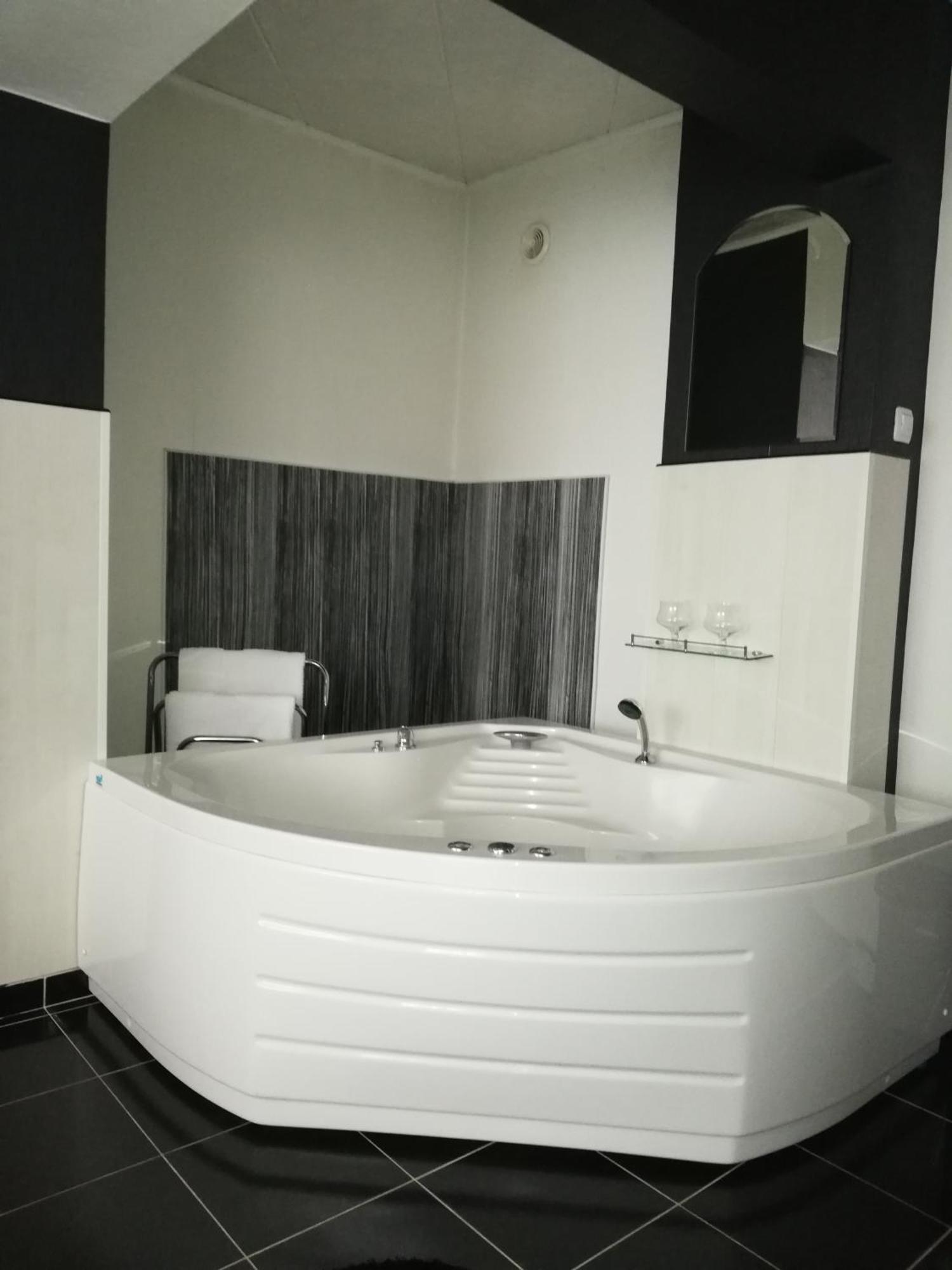 Хотелски Комплекс Родина Mizara Zimmer foto
