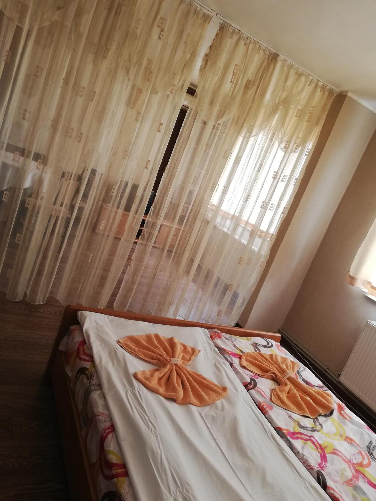 Хотелски Комплекс Родина Mizara Zimmer foto